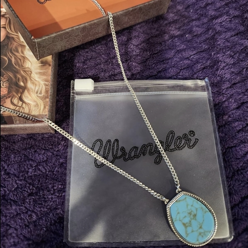 Wrangler Turquoise Pendant Necklace - Picture 5 of 5